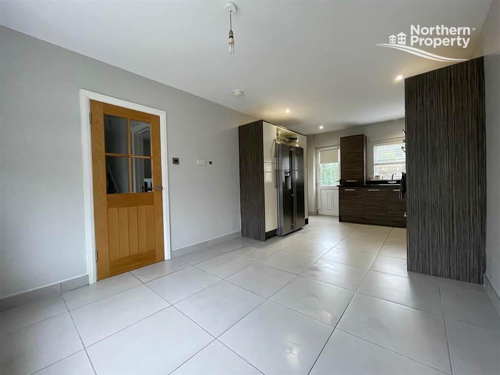 Photo 13 of 48 Tullymore Gardens, Belfast