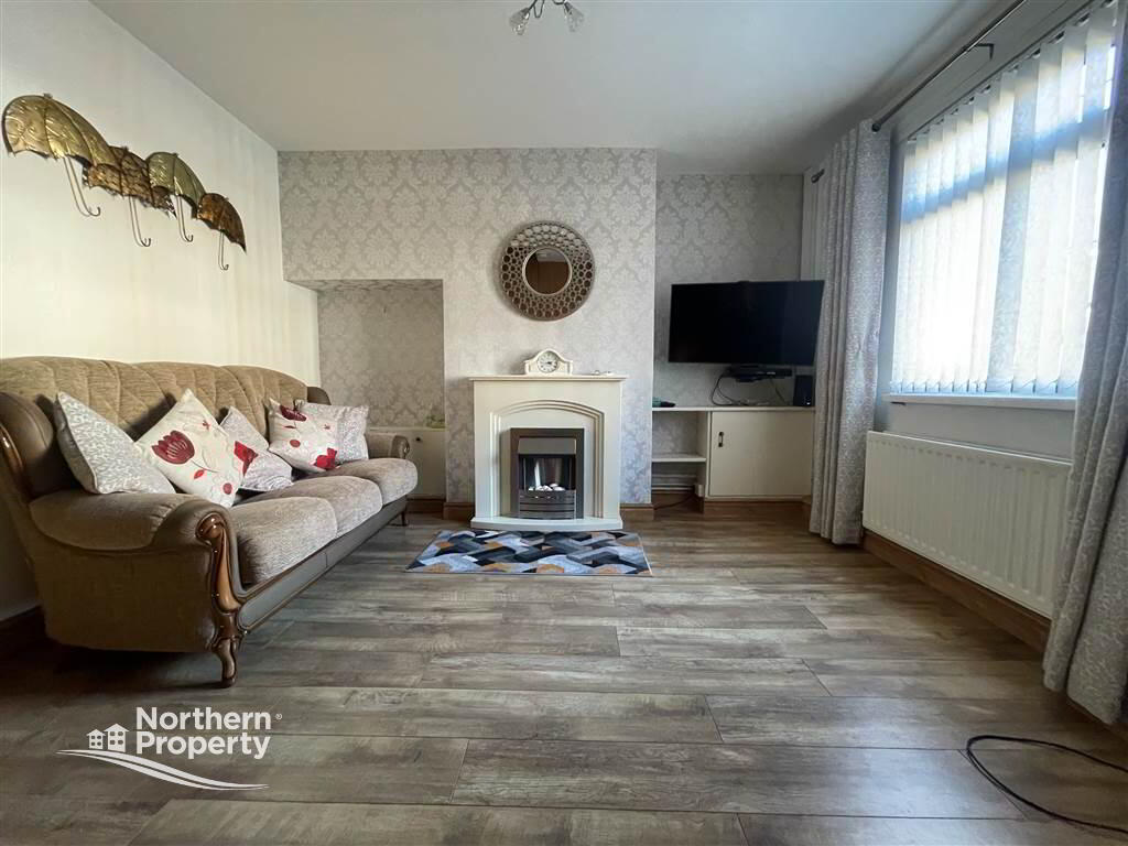 Photo 3 of 92 Amcomri Street, Belfast