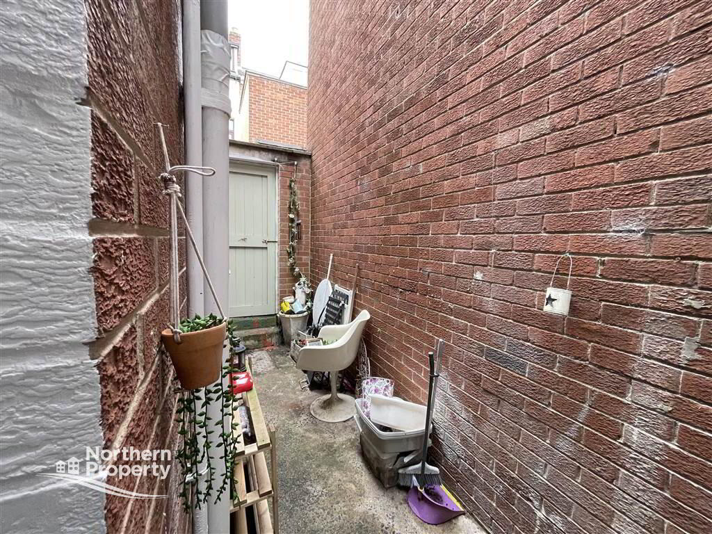 Photo 16 of 61 Earlscourt Street, Belfast