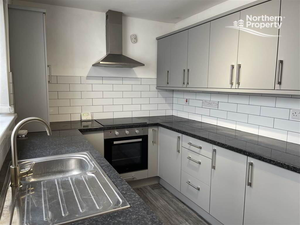 Photo 10 of 23 Iveagh Drive, Falls Road, Belfast