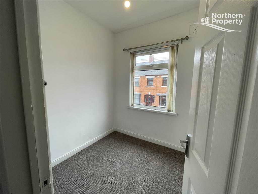 Photo 17 of 23 Iveagh Drive, Falls Road, Belfast