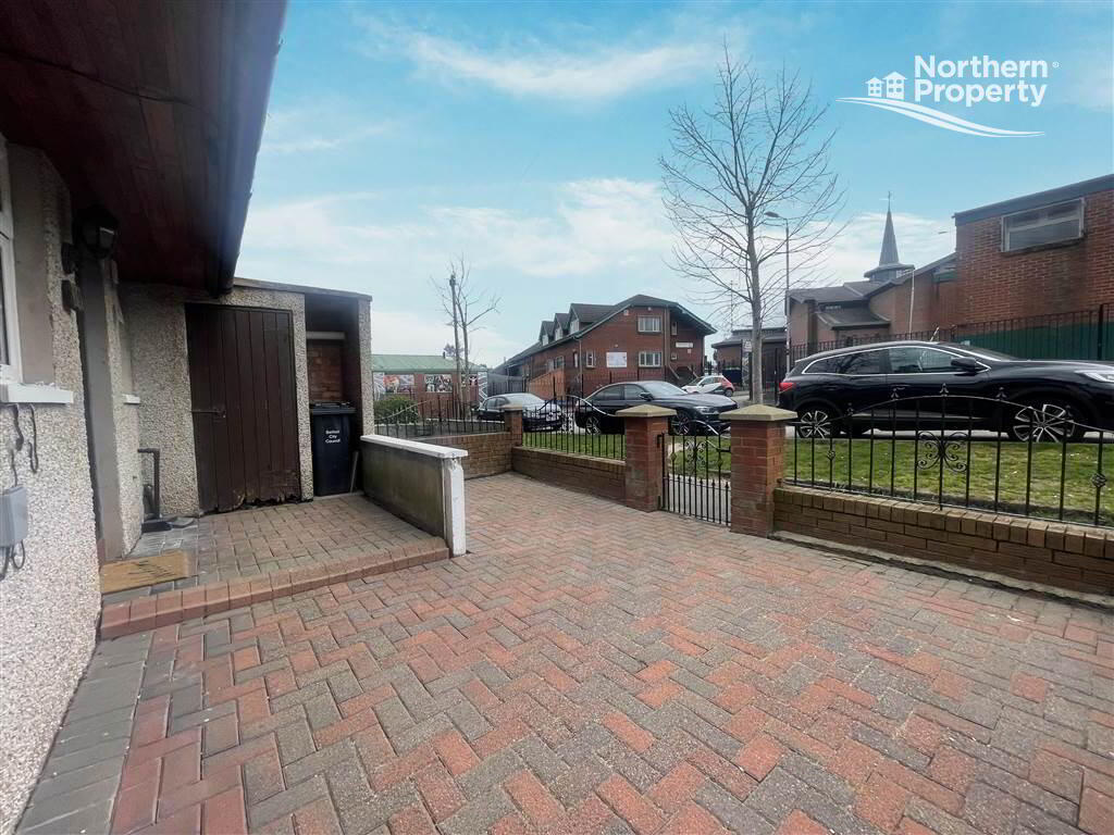 Photo 23 of 19 Norglen Gardens, Belfast