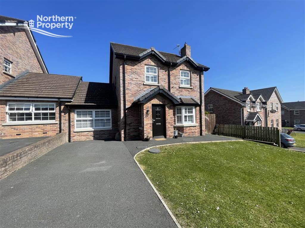 Photo 2 of 35 Mount Eagles Glen, Belfast