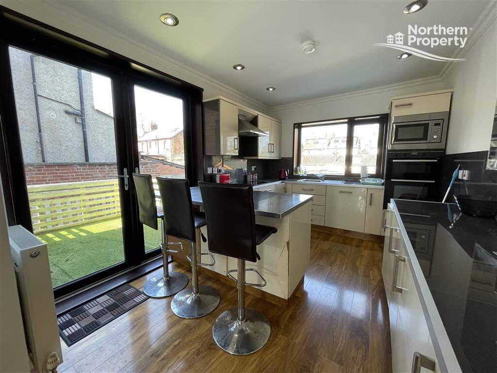 Photo 6 of 563 Donegall Road, Belfast