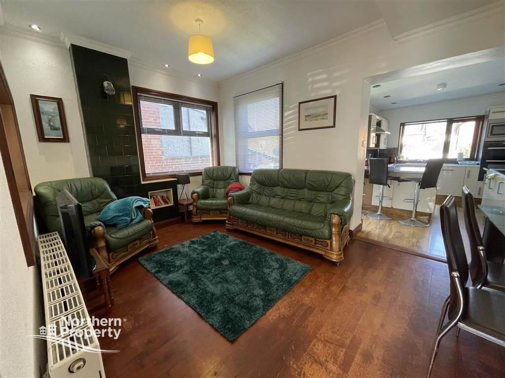 Photo 4 of 563 Donegall Road, Belfast