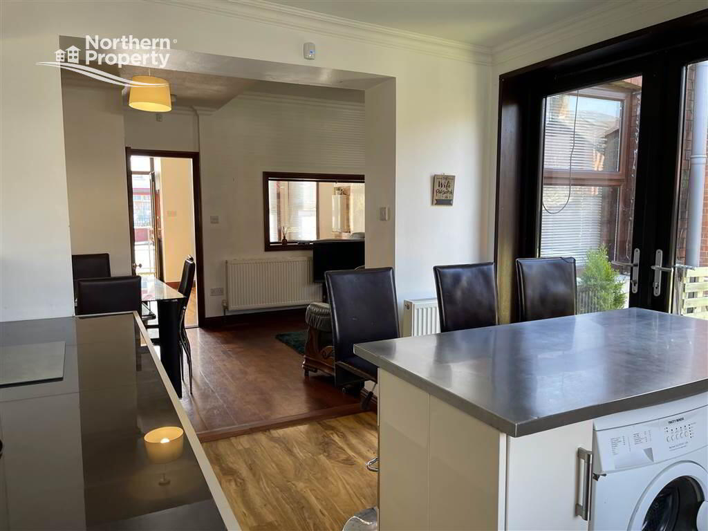 Photo 10 of 563 Donegall Road, Belfast
