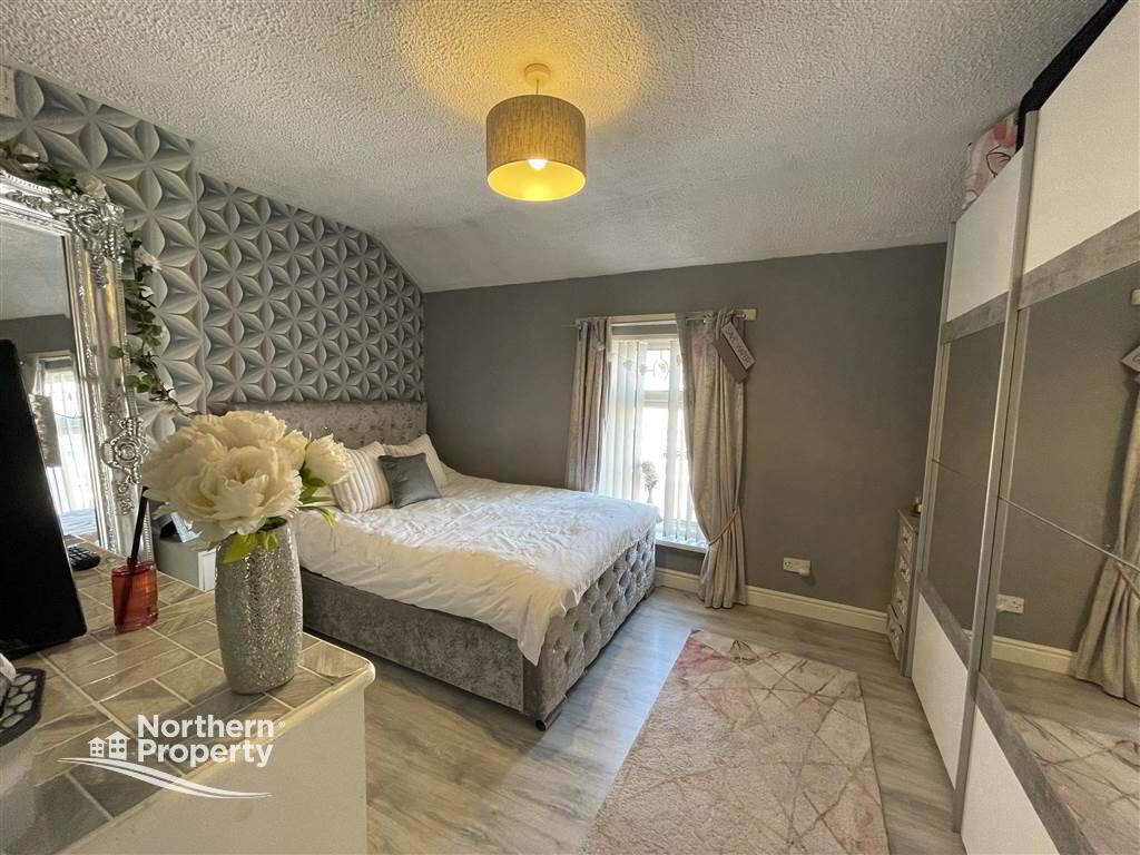 Photo 8 of 76 Locan Street, Belfast