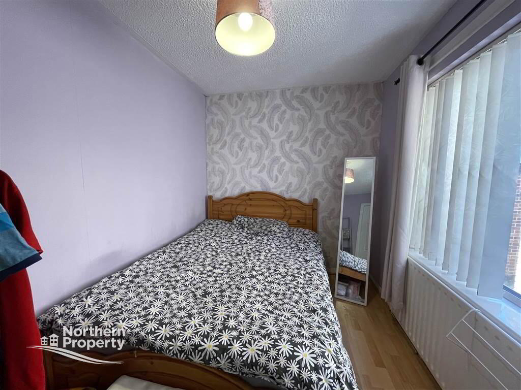 Photo 10 of 76 Locan Street, Belfast