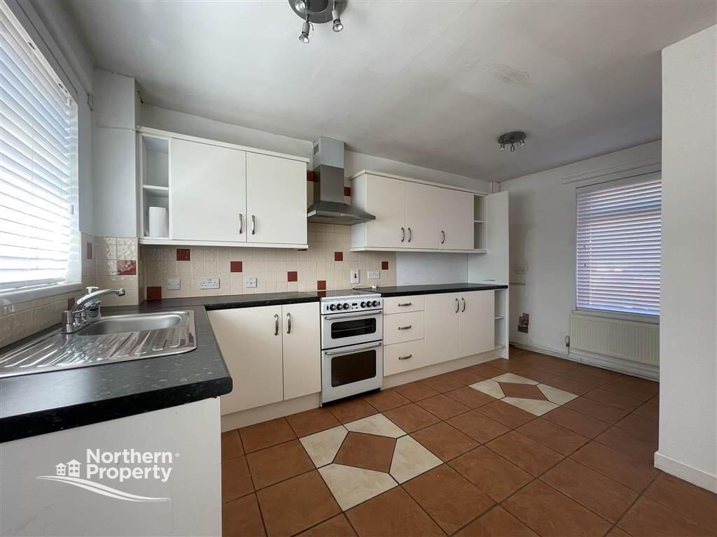 Photo 5 of 34 Lisvarna Place, Belfast