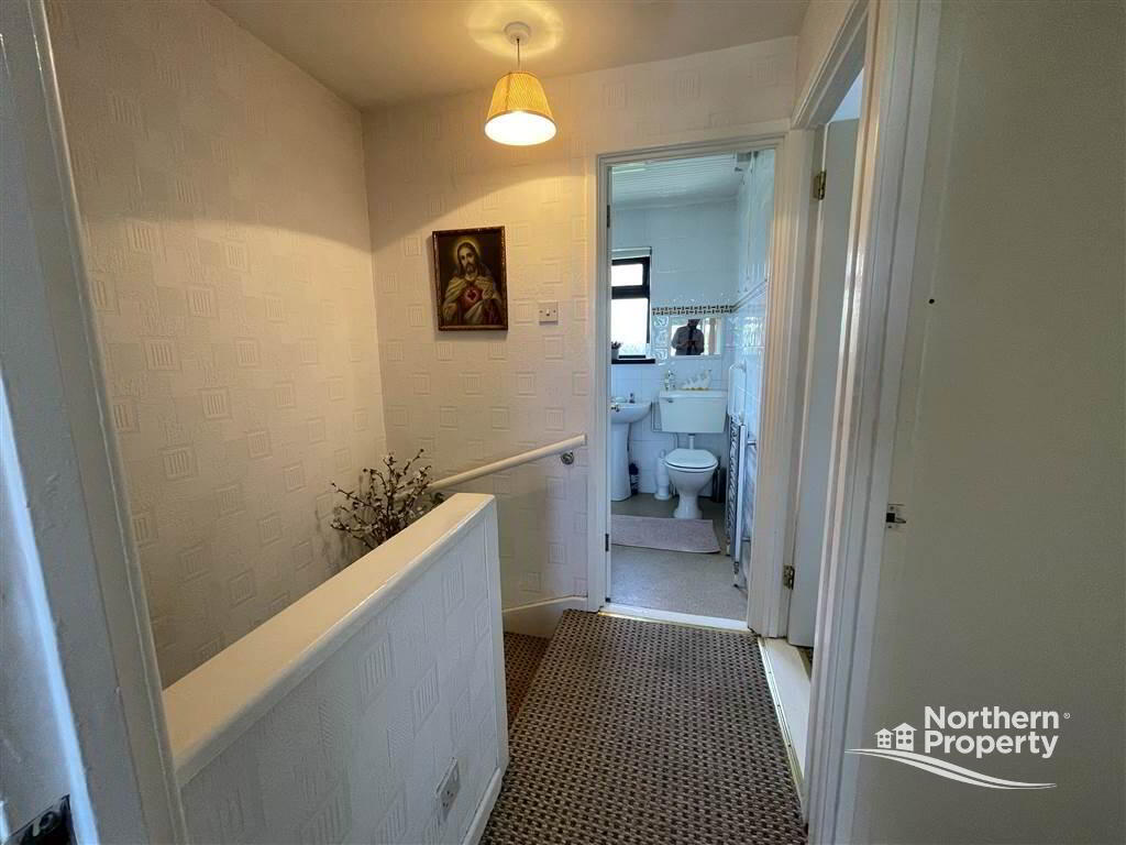Photo 16 of 26 Gartree Place, Belfast