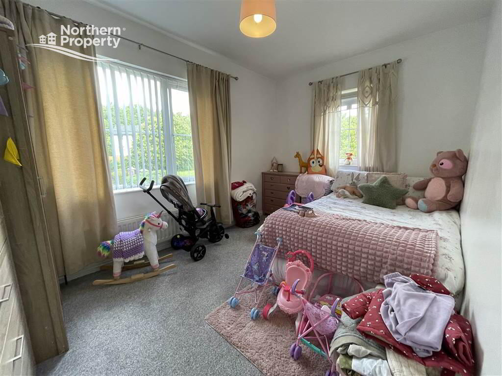 Photo 13 of 34 Lagmore Glen, Belfast