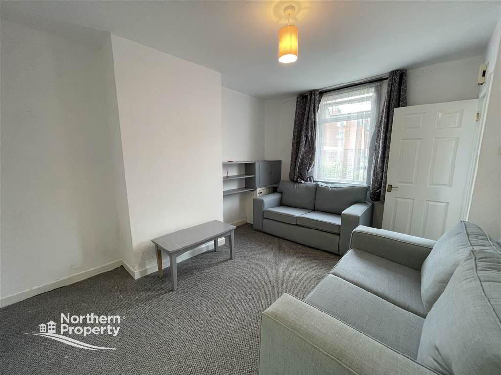 Photo 4 of 58 Olympia Drive, Belfast