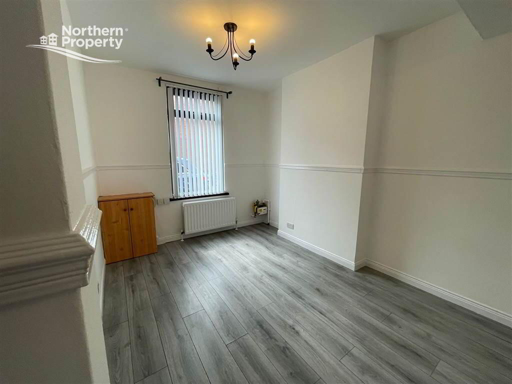 Photo 3 of 85 Hawthorn Street, Belfast