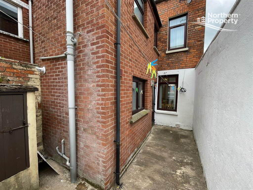 Photo 18 of 85 Hawthorn Street, Belfast