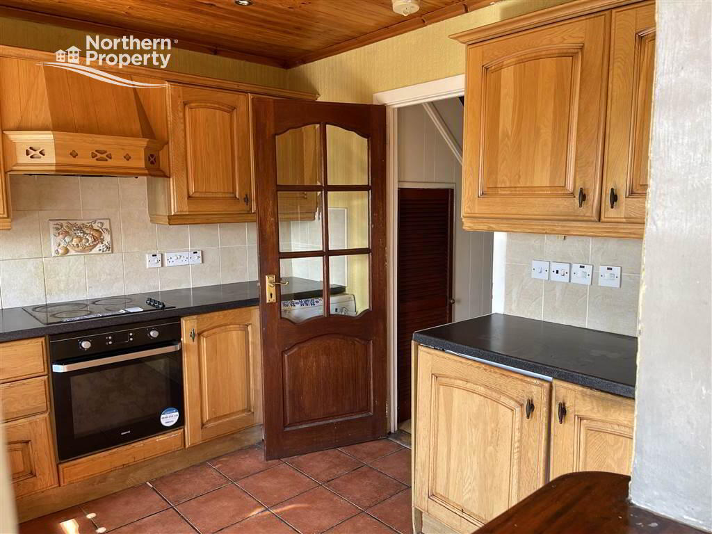 Photo 9 of 73 Wolfhill Avenue South, Belfast