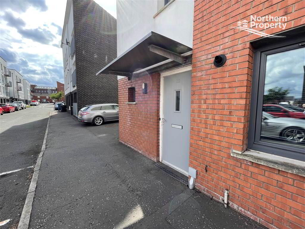 Photo 2 of 20 Ross Mill Avenue, Belfast