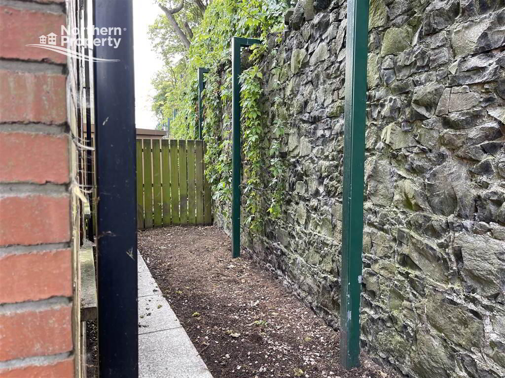 Photo 16 of 20 Ross Mill Avenue, Belfast