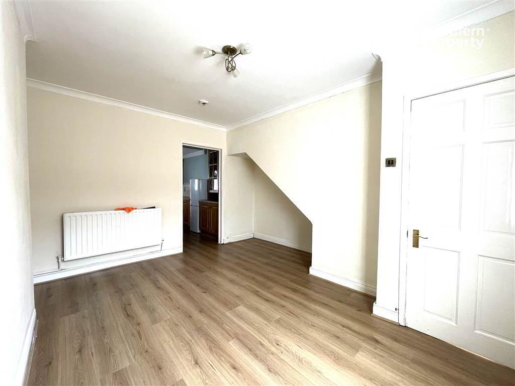 Photo 4 of 76 St James Road, Belfast