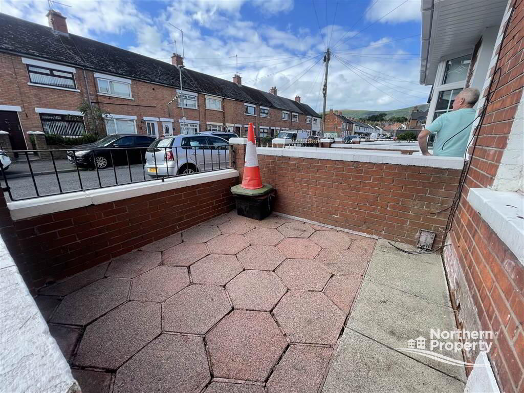 Photo 12 of 76 St James Road, Belfast