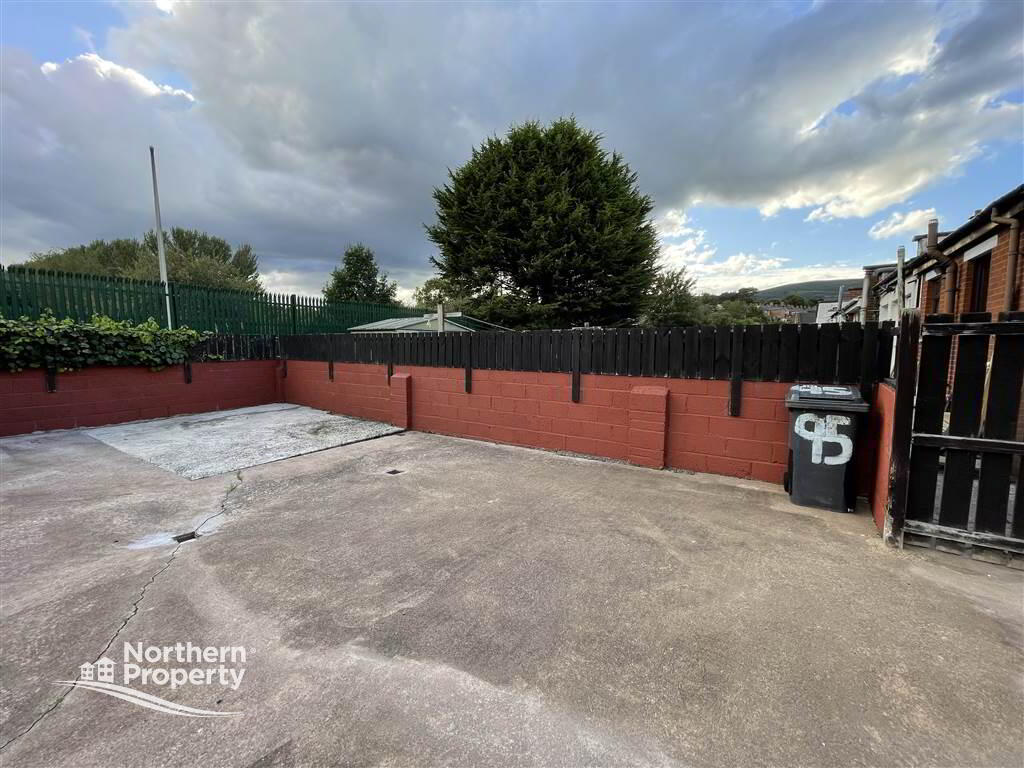 Photo 18 of 95 St James Road, Belfast