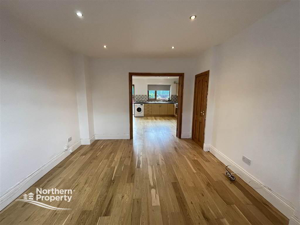Photo 4 of 95 St James Road, Belfast