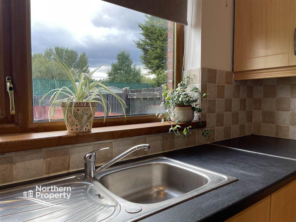 Photo 7 of 95 St James Road, Belfast