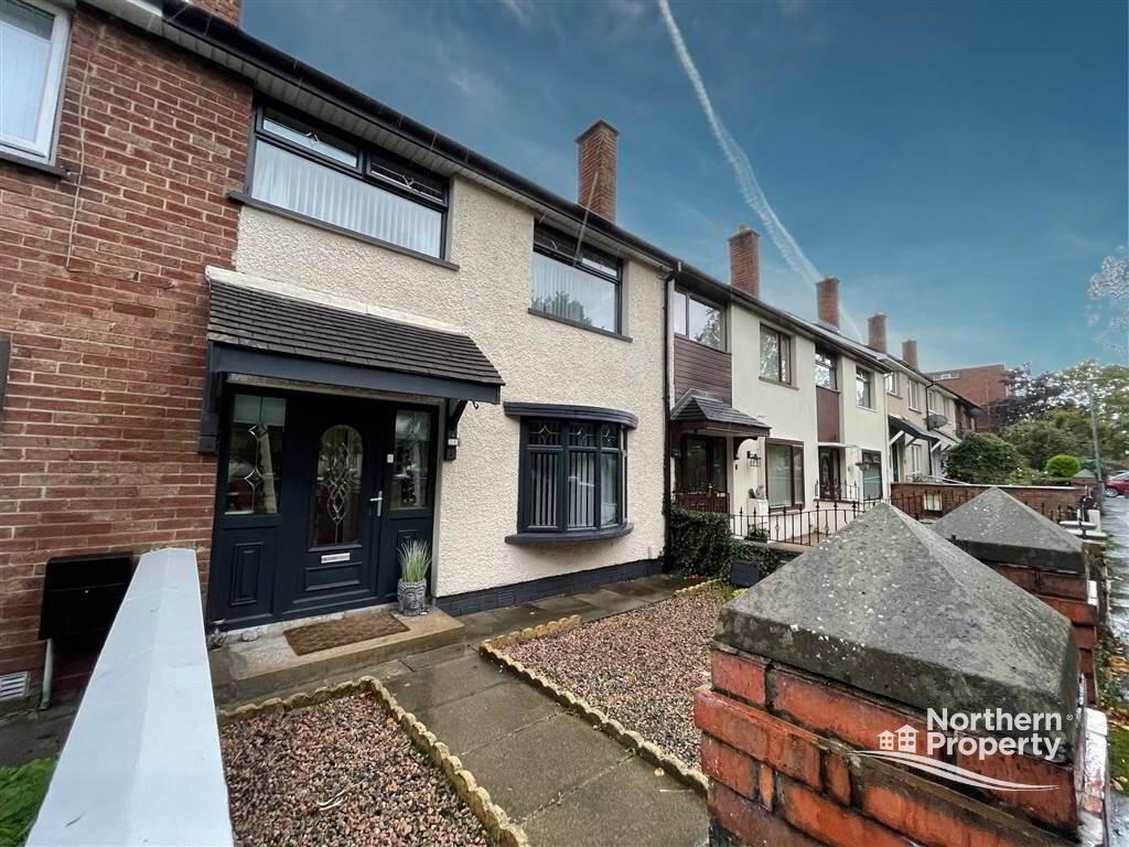 Photo 2 of 19 Horn Drive, Belfast