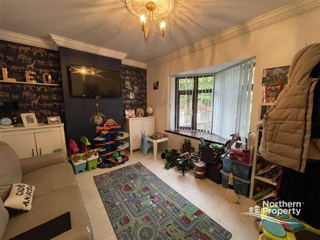 Photo 6 of 19 Horn Drive, Belfast