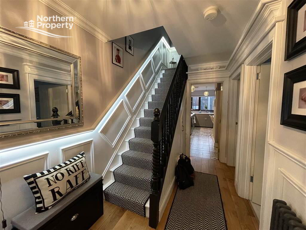 Photo 4 of 19 Horn Drive, Belfast