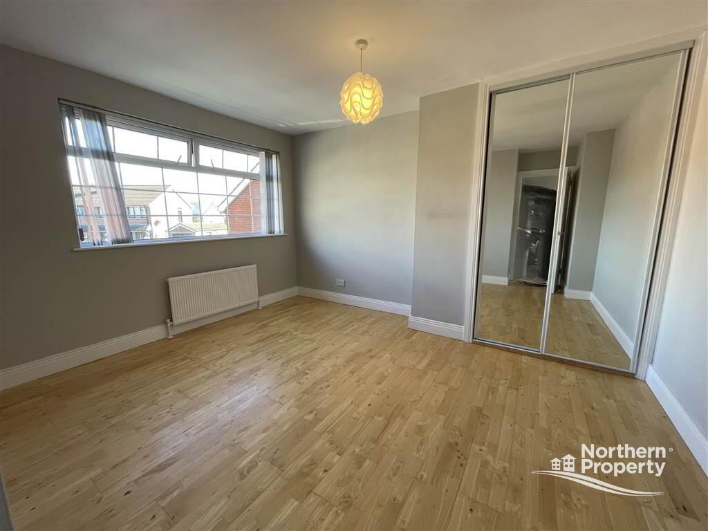 Photo 15 of 10 Lake Glen Drive, Belfast