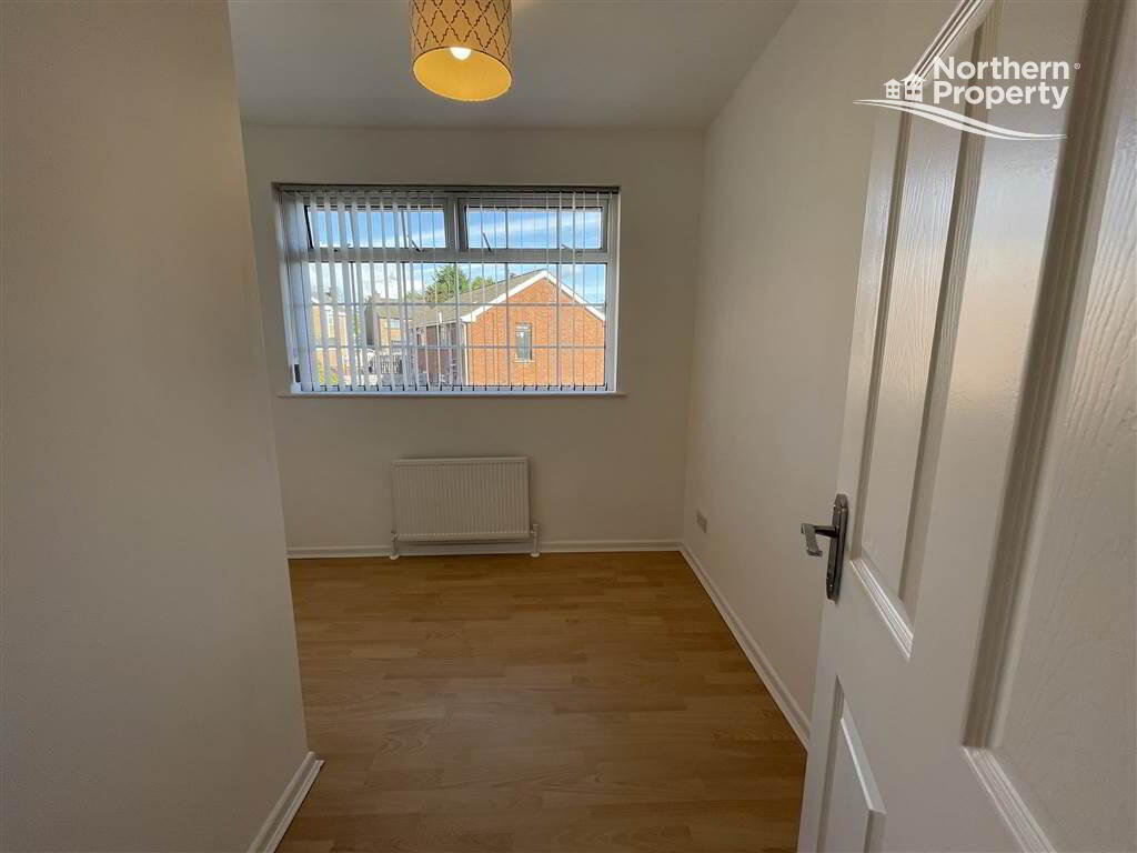 Photo 20 of 10 Lake Glen Drive, Belfast