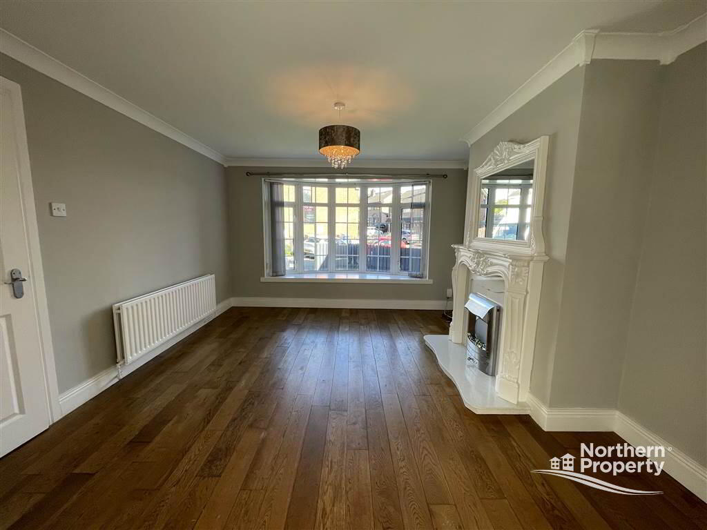 Photo 7 of 10 Lake Glen Drive, Belfast