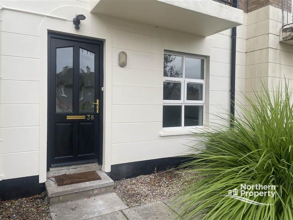 Photo 2 of 38 Larkspur Rise, Belfast