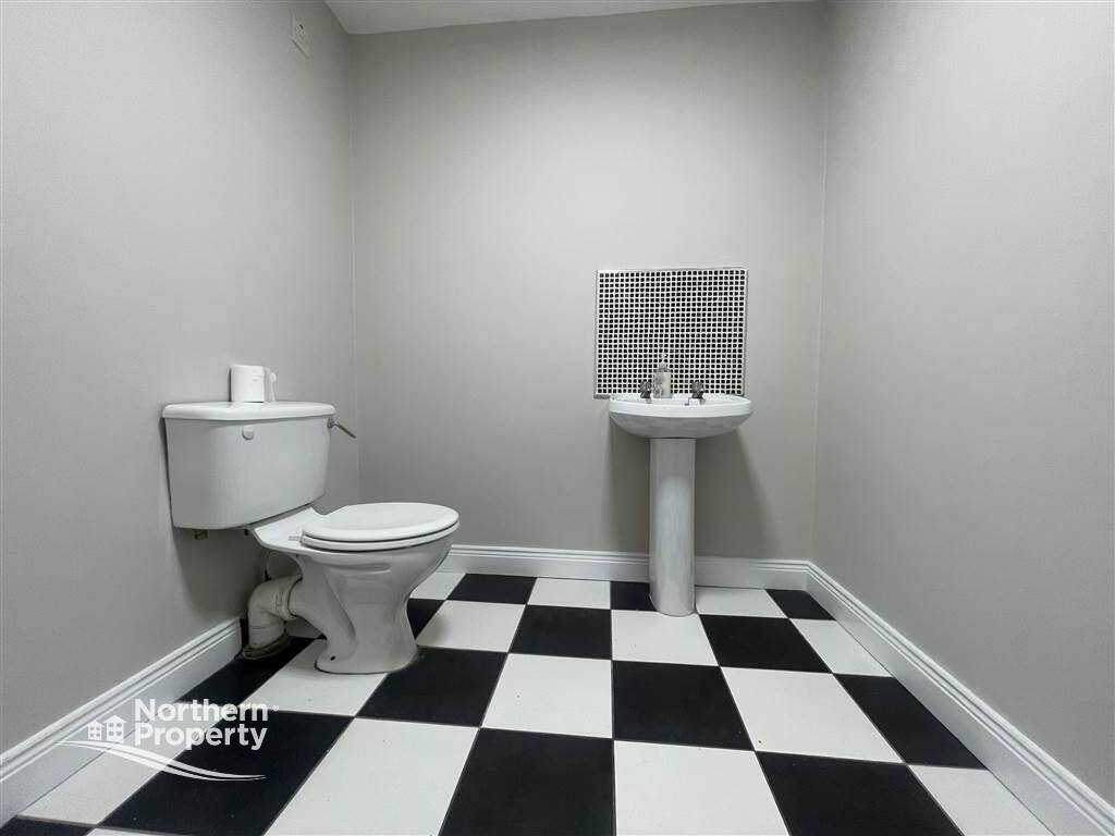 Photo 10 of 38 Larkspur Rise, Belfast