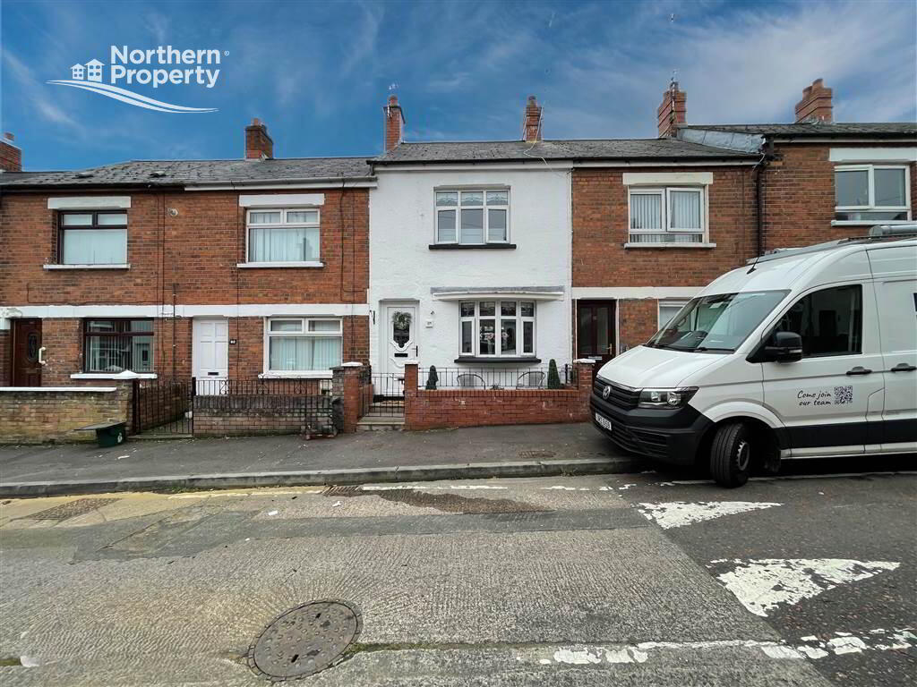 Photo 2 of 84 Beechmount Parade, Belfast