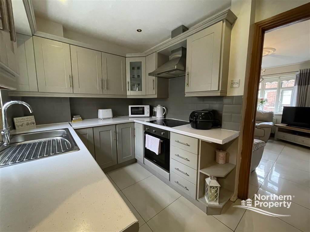 Photo 7 of 84 Beechmount Parade, Belfast