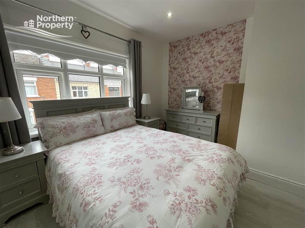 Photo 12 of 84 Beechmount Parade, Belfast