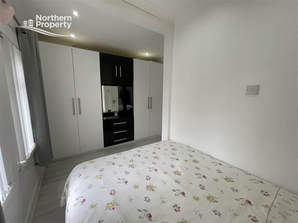 Photo 15 of 84 Beechmount Parade, Belfast