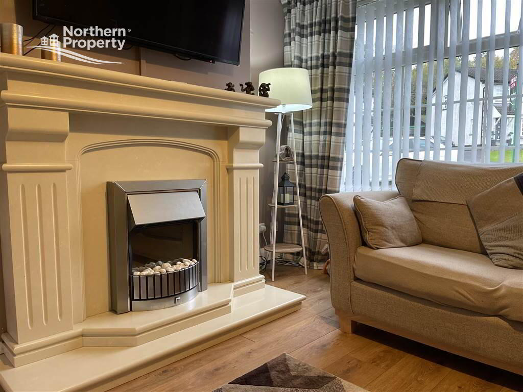 Photo 5 of 161 Lagmore Meadows, Belfast