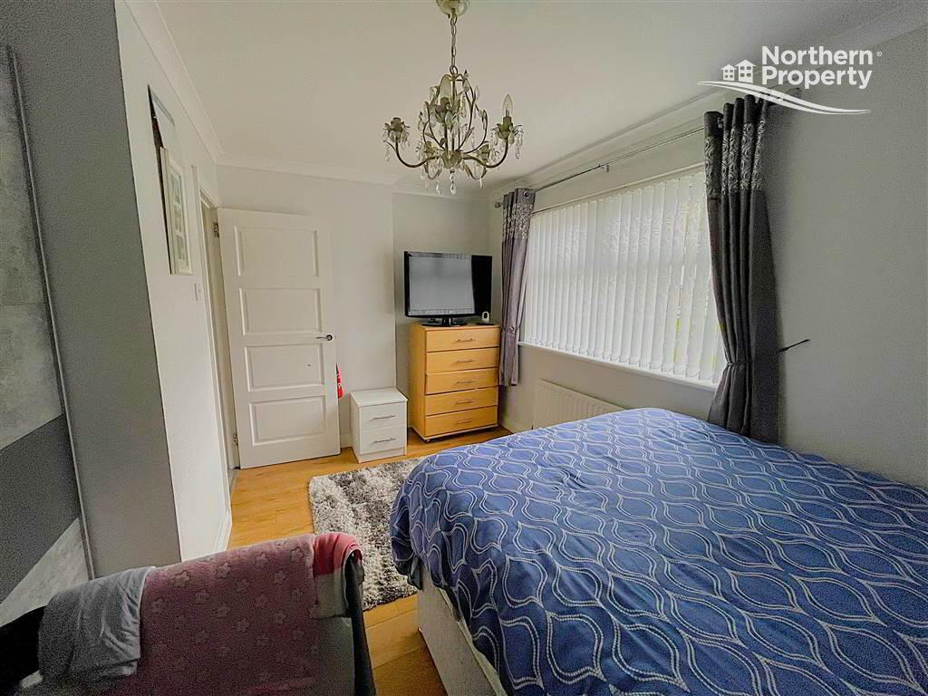 Photo 10 of 161 Lagmore Meadows, Belfast