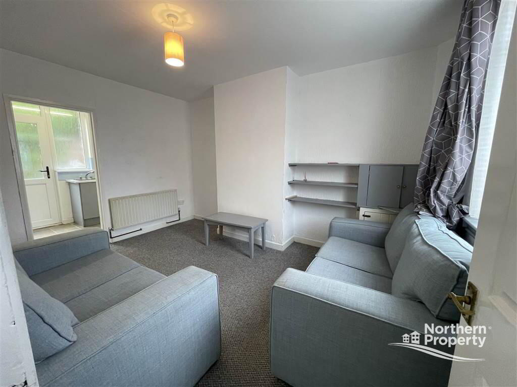 Photo 4 of 58 Olympia Drive, Belfast