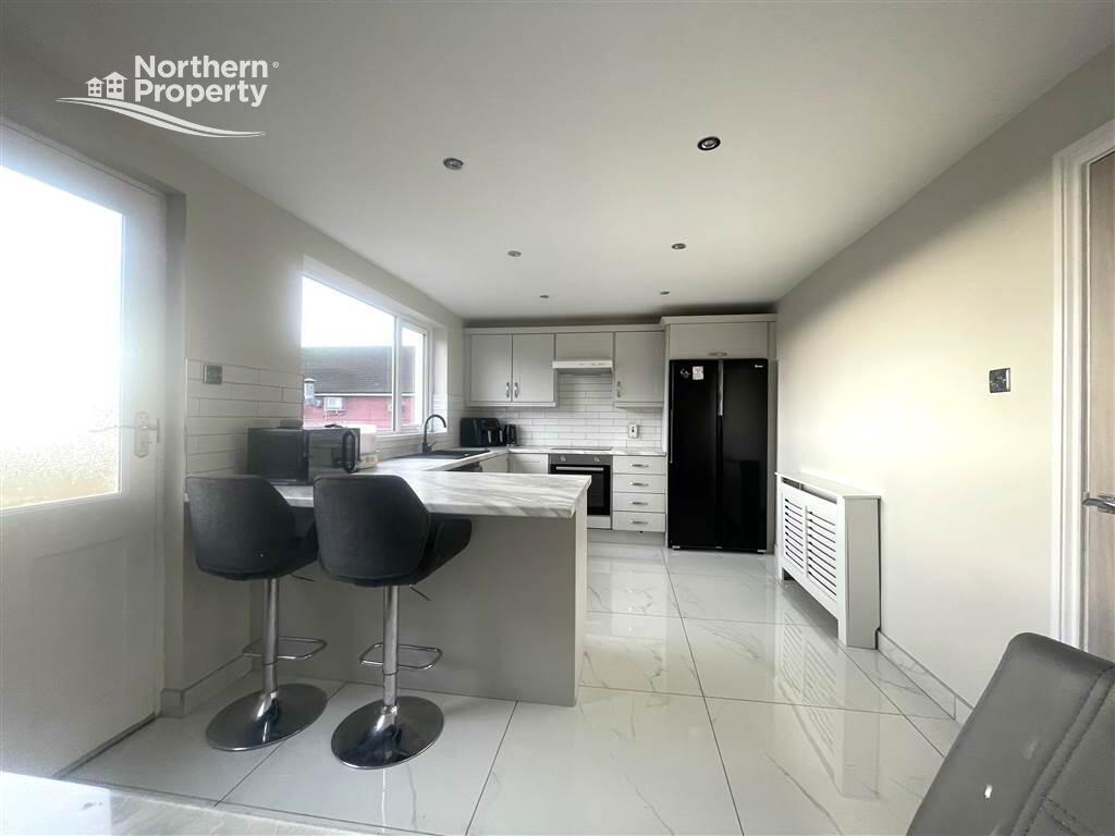 Photo 9 of 186 Lenadoon Avenue, Belfast