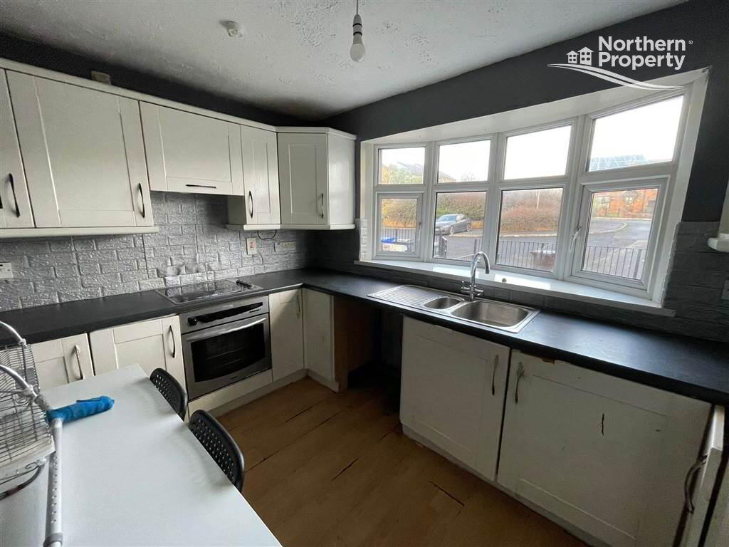 Photo 6 of 58 Wheatfield Drive, Belfast