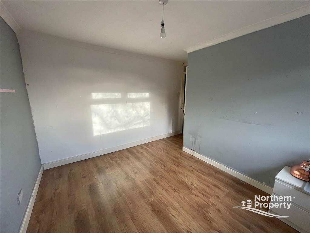 Photo 8 of 58 Wheatfield Drive, Belfast