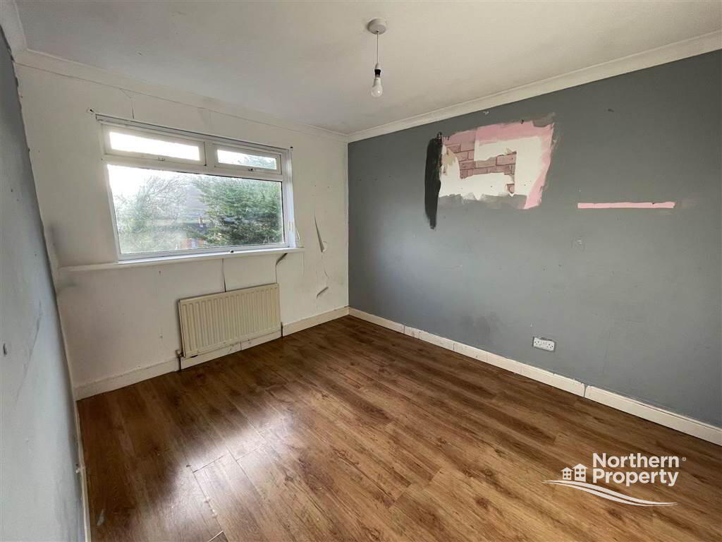 Photo 9 of 58 Wheatfield Drive, Belfast