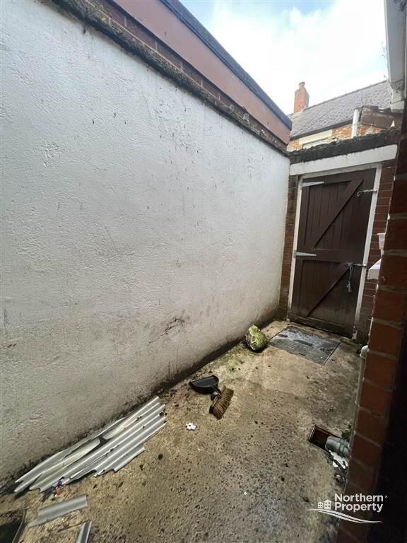 Photo 9 of 49 Iveagh Crescent, Belfast