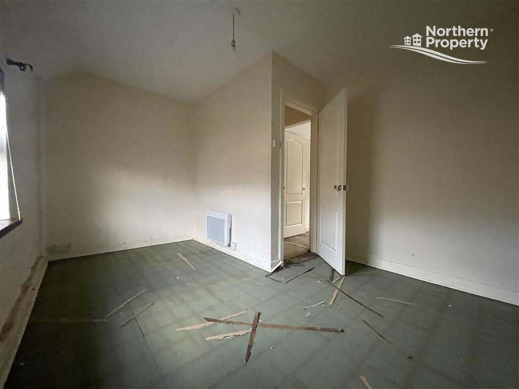 Photo 11 of 49 Iveagh Crescent, Belfast