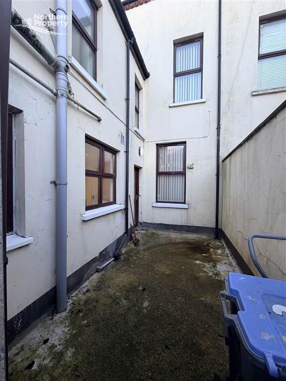 Photo 17 of 201 Springfield Road, Belfast