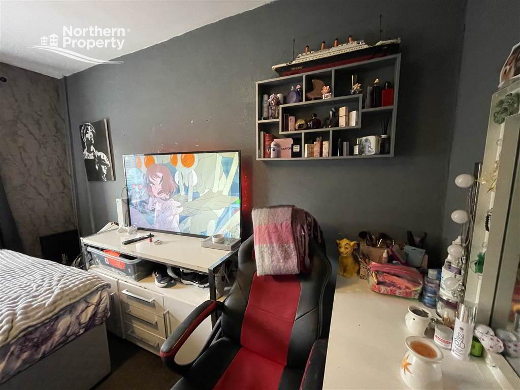 Photo 11 of 10 Monagh Crescent, Belfast