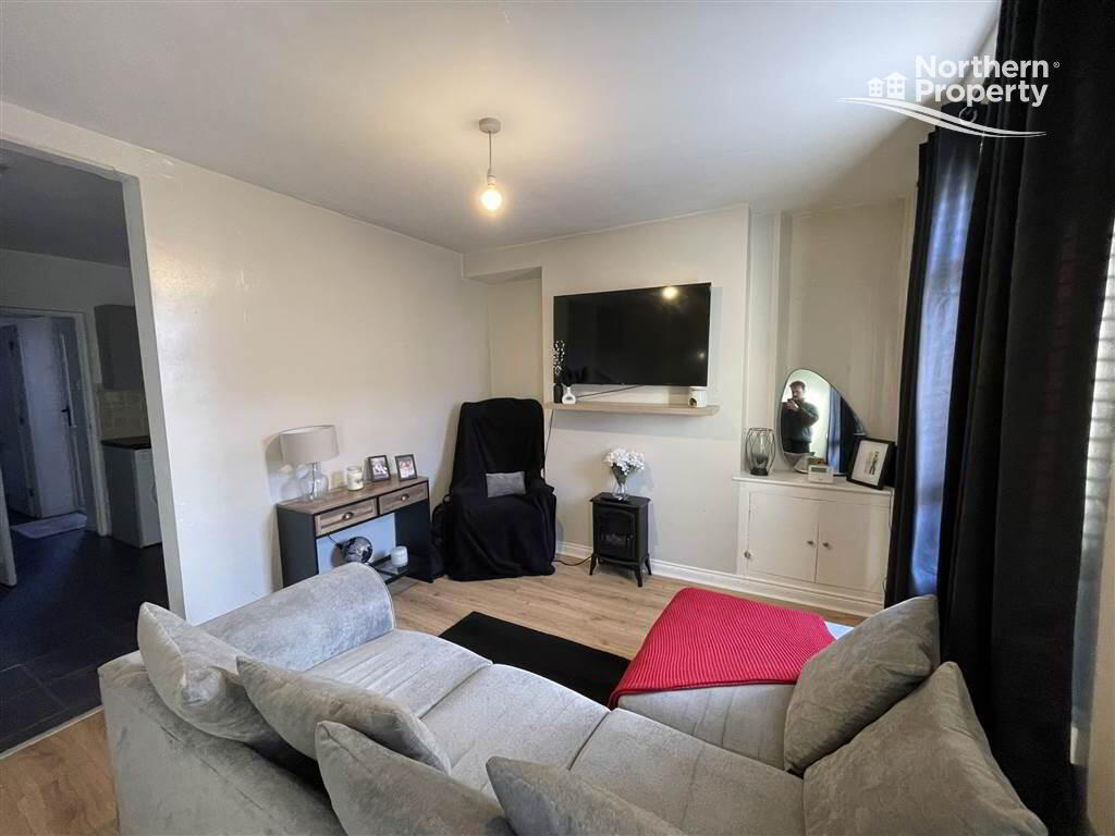 Photo 3 of 45 Locan Street, Belfast